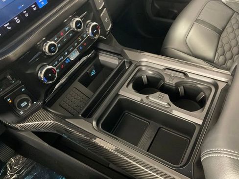 New 2026 Ford F250 Lariat w/ Black Appearance Package image 18