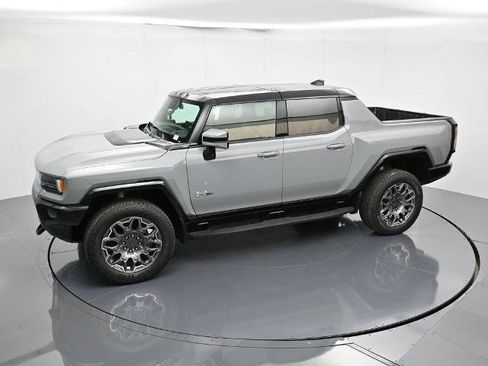New 2025 GMC Hummer EV 3X image 35