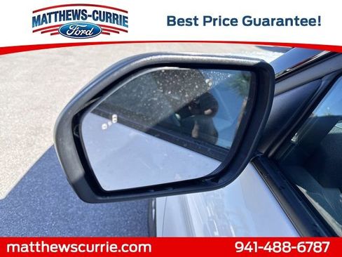 New 2026 Ford Explorer Active w/ Active Comfort Package image 8