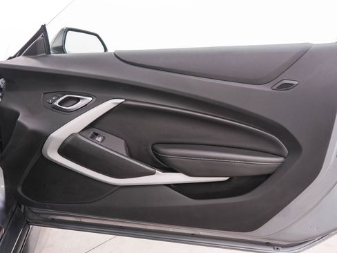 Used 2019 Chevrolet Camaro SS RWD image 12
