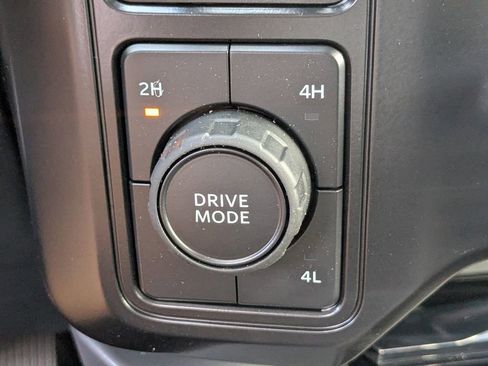 New 2026 Ford F250 Lariat w/ Black Appearance Package image 26