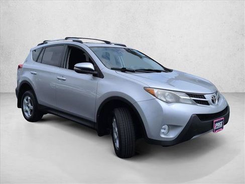 Used 2013 Toyota RAV4 XLE AWD/4WD image 3