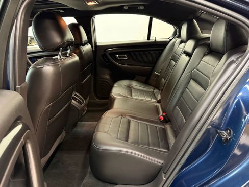 Used 2017 Ford Taurus SHO w/ Driver Assist Package image 19