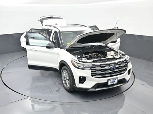 New 2026 Ford Explorer Active image 57