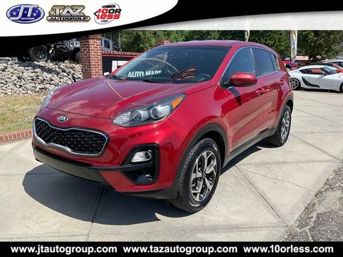 Used 2020 Kia Sportage LX AWD/4WD image 3