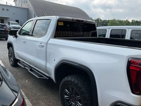 Used 2024 GMC Sierra 1500 AT4X AWD/4WD image 4