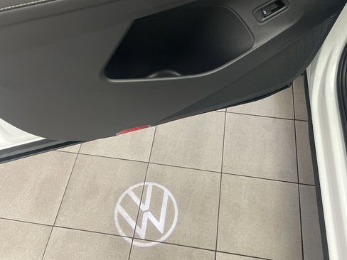 New 2026 Volkswagen Atlas Cross Sport SEL R-Line image 12