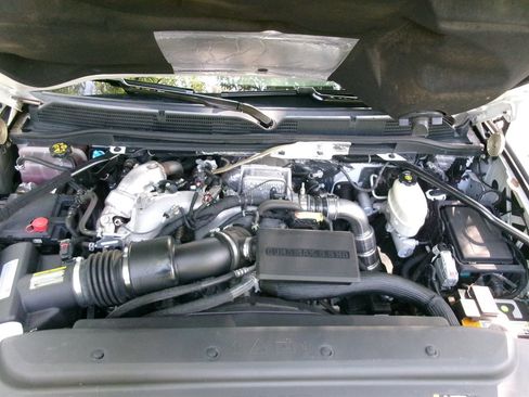 Used 2018 GMC Sierra 2500 SLT w/ Duramax Plus Package AWD/4WD image 57