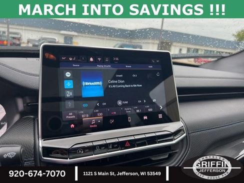 New 2025 Jeep Compass Latitude w/ Sun & Sound Group image 17