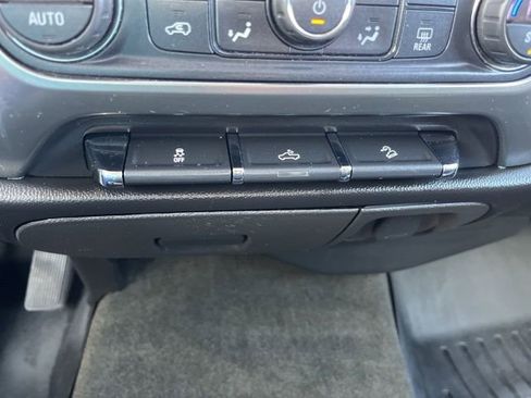 Used 2017 Chevrolet Silverado 1500 LT w/ All Star Edition image 27