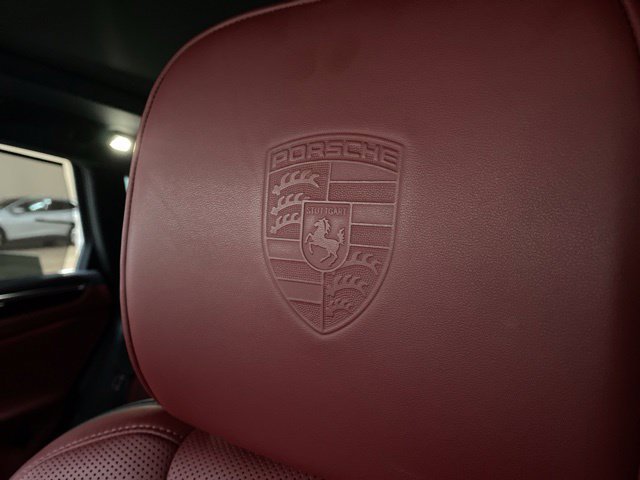 Used 2024 Porsche Macan S AWD/4WD image 69