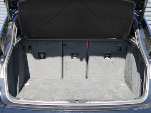 Certified 2024 Porsche Macan S image 24