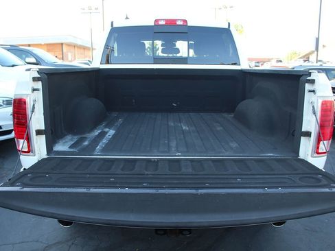 Used 2017 RAM 1500 Laramie w/ Convenience Group AWD/4WD image 17