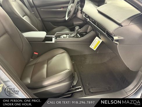New 2026 MAZDA MAZDA3 Hatchback w/Premium Plus Pkg image 46