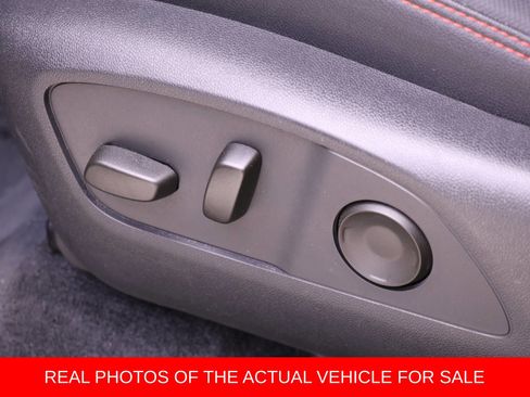 Used 2024 Chevrolet Traverse RS image 15