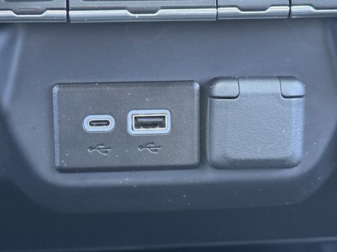 Used 2024 GMC Sierra 2500 Pro w/ Convenience Package image 20