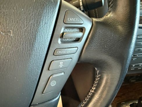 Used 2020 Nissan Armada SL w/ Premium Package image 22