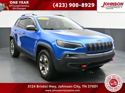 Used 2019 Jeep Cherokee Trailhawk w/ Comfort/Convenience Group