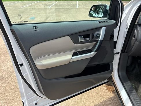 Used 2014 Ford Edge SEL w/ Equipment Group 205A FWD image 23