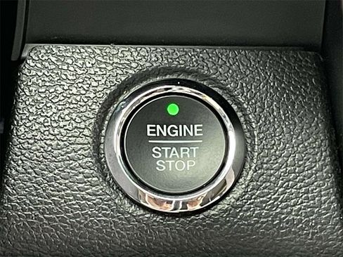 Used 2018 Ford F150 Lariat w/ Equipment Group 502A Luxury image 26