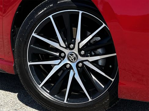 Used 2023 Toyota Camry SE image 28