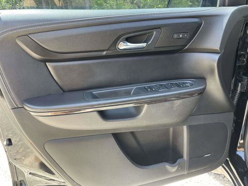 Used 2016 Chevrolet Traverse LTZ FWD image 5