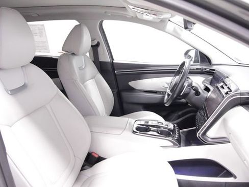 Used 2022 Hyundai Tucson Limited w/ Cargo Package image 13