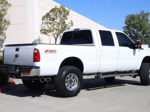 Used 2014 Ford F250 Lariat w/ Lariat Ultimate Package image 20