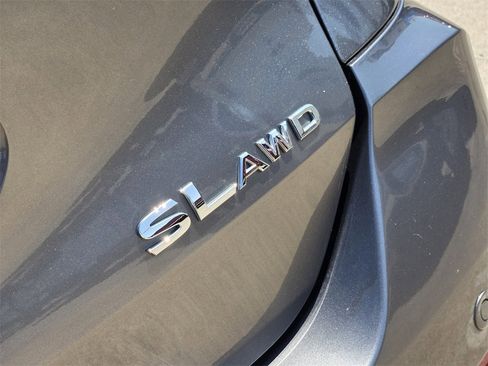 Used 2019 Nissan Rogue SL image 10