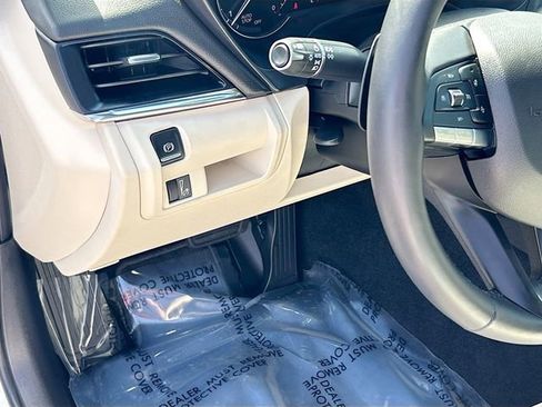 Used 2026 Cadillac CT4 Luxury RWD image 7