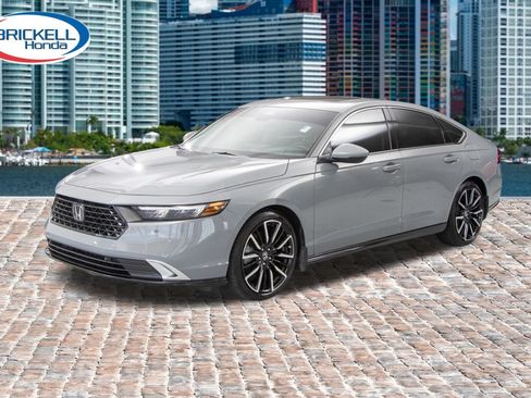 Certified 2025 Honda Accord Touring image 3