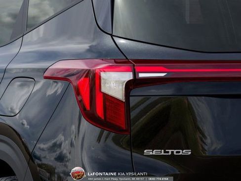 New 2026 Kia Seltos LX image 11