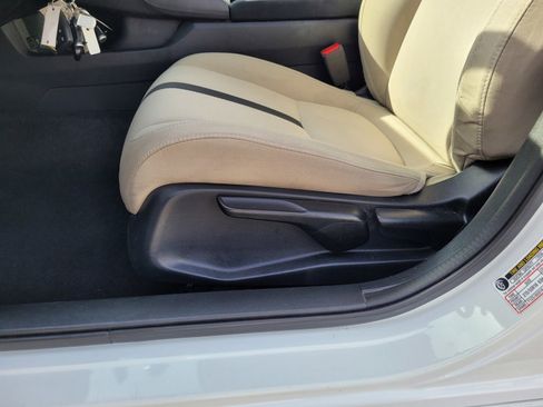 Used 2019 Honda Civic LX image 10