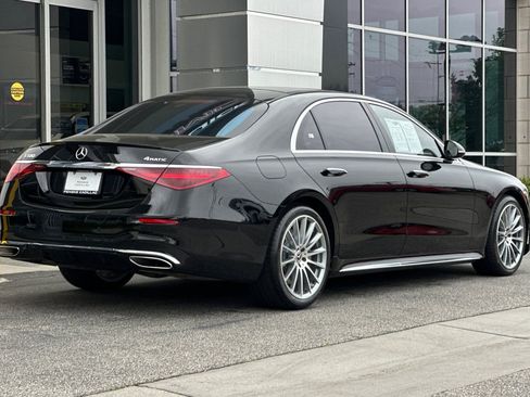 Used 2023 Mercedes-Benz S 580 4MATIC Sedan image 4