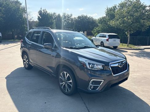 Used 2020 Subaru Forester Limited w/ Popular Package #3 AWD/4WD image 3