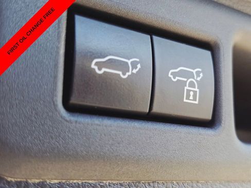 Used 2024 Toyota Sequoia Platinum AWD/4WD image 19