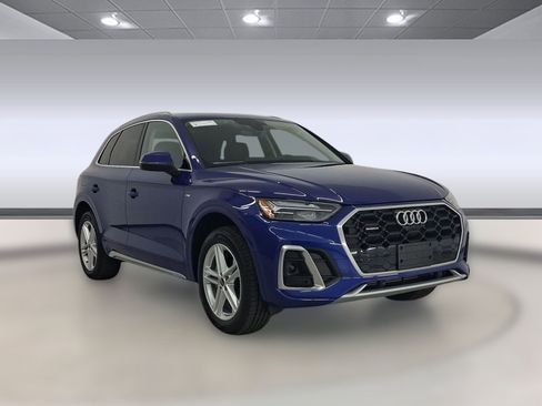Used 2024 Audi Q5 e Premium Plus w/ Premium Plus Package image 7