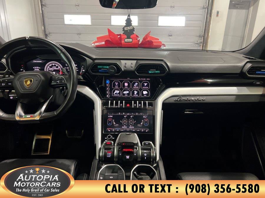 Used 2020 Lamborghini Urus AWD/4WD image 24