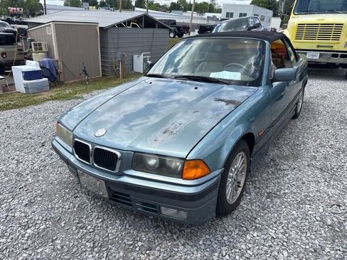 Used 1997 BMW 328i Convertible image 3