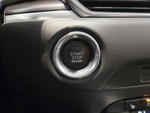 New 2025 MAZDA CX-5 Carbon Edition image 23