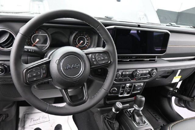 New 2026 Jeep Gladiator Sport AWD/4WD image 27