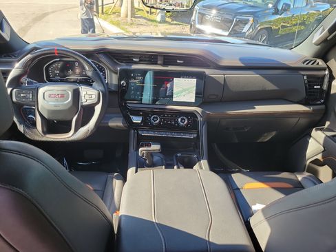 Used 2023 GMC Sierra 1500 AT4 w/ AT4 Premium Package image 17