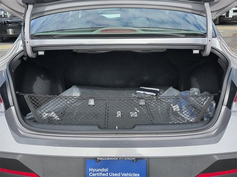 Certified 2025 Hyundai Elantra Sport image 27