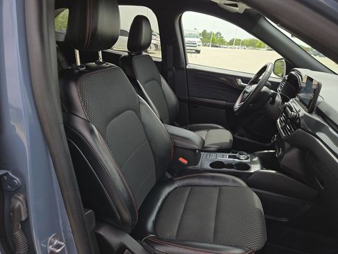 Used 2024 Ford Escape ST-Line image 27