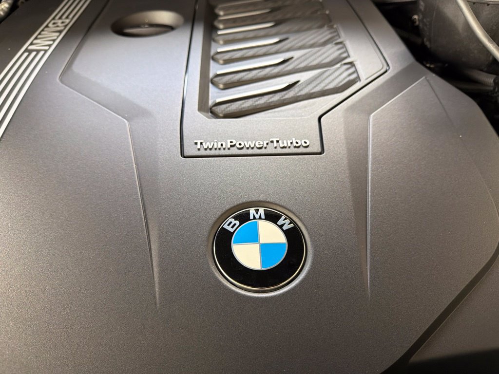 Used 2023 BMW X5 sDrive40i w/ M Sport Package RWD image 14