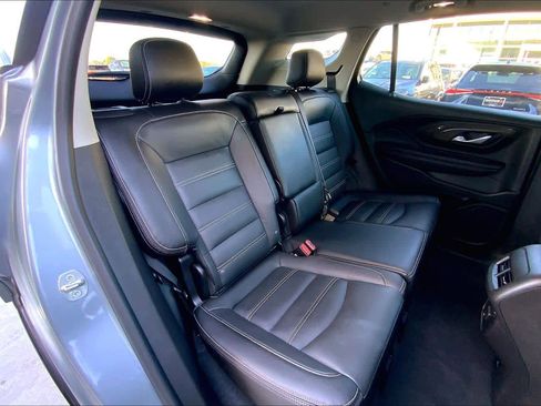 Used 2024 GMC Terrain Denali w/ Denali Premium Package image 17