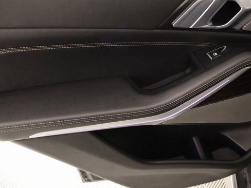 Certified 2024 BMW X5 xDrive40i w/ Premium Package image 18