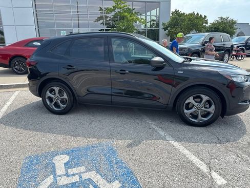 Used 2025 Ford Escape ST-Line FWD image 34