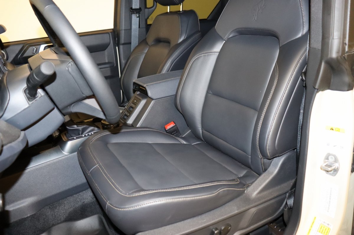 Used 2026 Ford Bronco Badlands AWD/4WD image 29