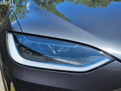 Used 2023 Tesla Model X AWD/4WD image 25